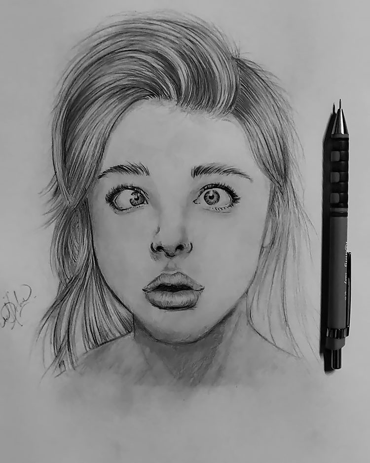 GIRL WITH CROSSED EYES