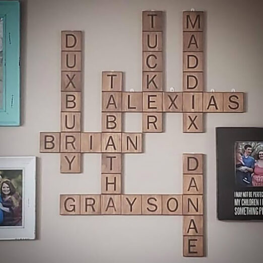 17 DIY Scrabble Wall Art Ideas Mom's Got the Stuff