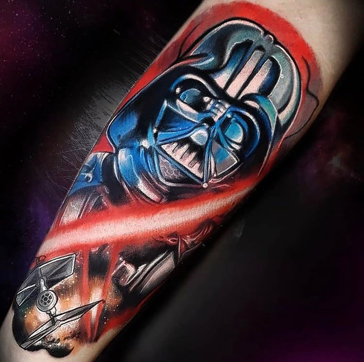 15 Fantastic Lightsaber Tattoos