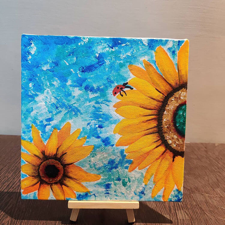 SUNFLOWER WITH LADYBUG