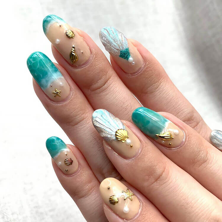 15 Beach Nail Designs for Your Next Vacation - Mom's Got the Stuff