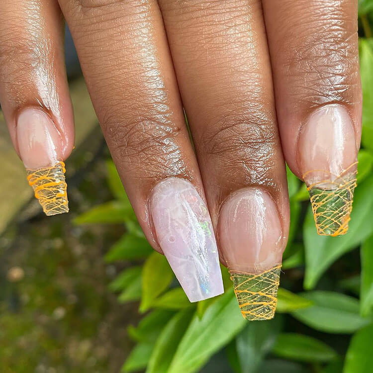 lace nails