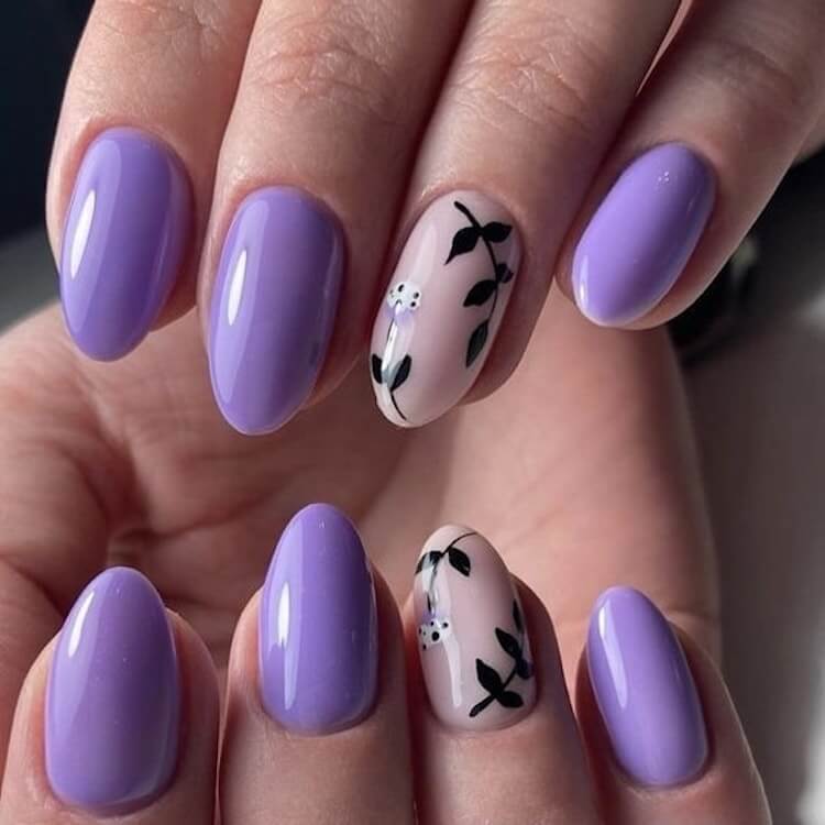 lilac nails