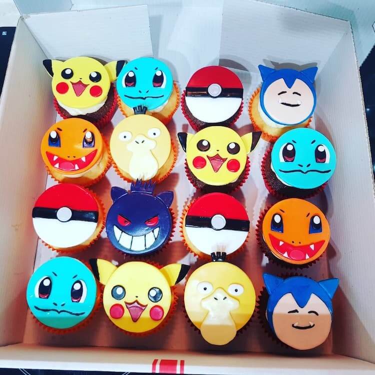 psyduck and other pokemon cupcakes