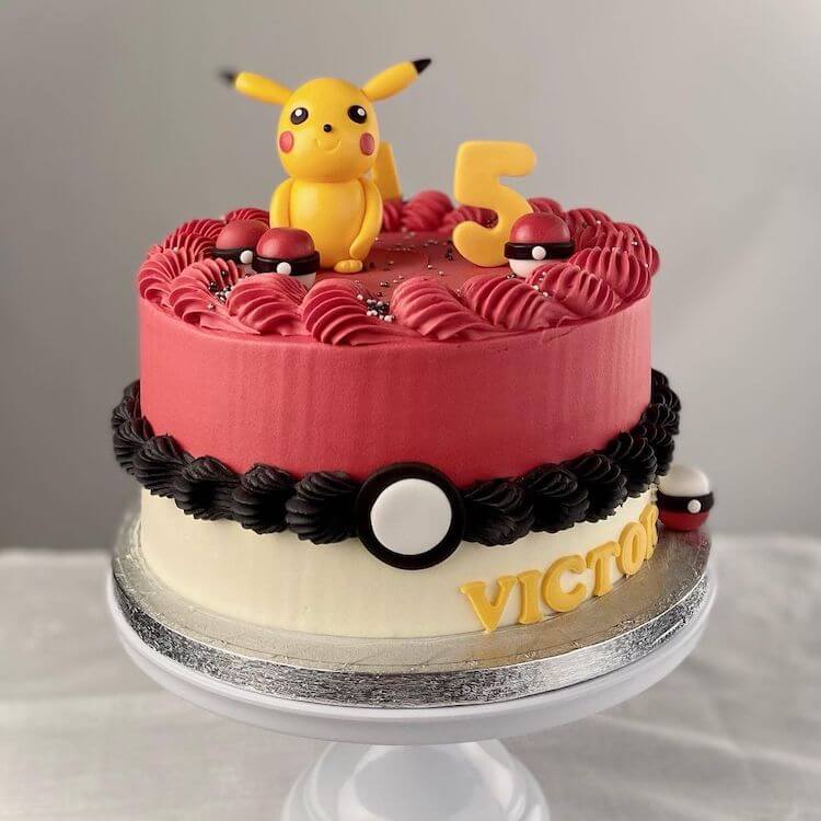 Two Layer Pokeball Cake