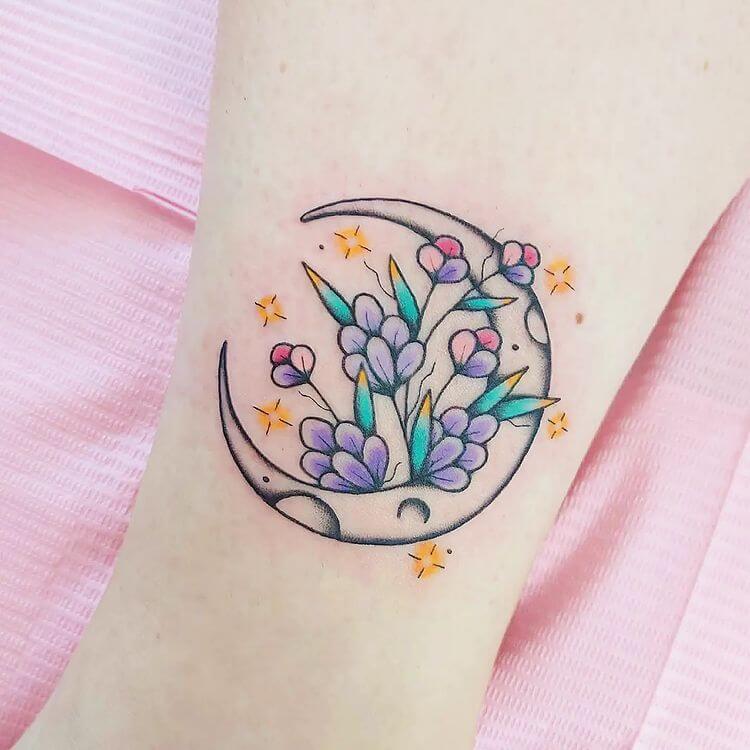 Floral moon tattoo  Tattoogridnet