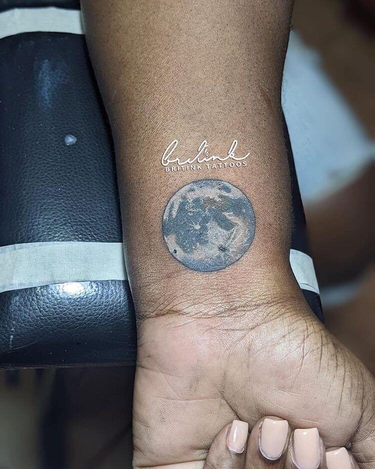 20 Moon Tattoo Ideas for Women - Mom's Got the Stuff