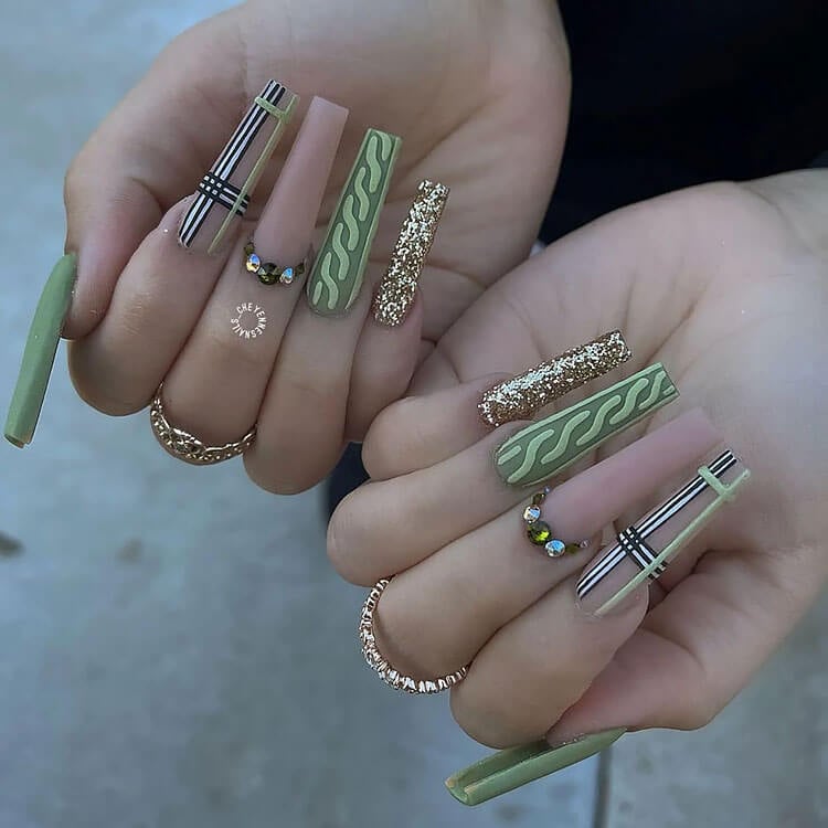 Fabulous Green-Themed Nails